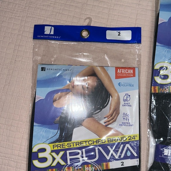 Sensationnel pre-stretched 24” hair extensions. Perfect for knotless braids - Picture 2 of 4